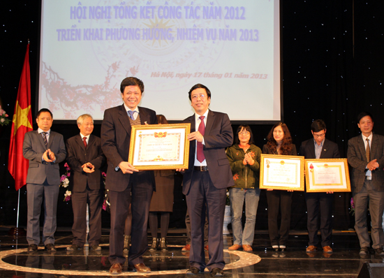 ວິທະຍຸກະຈາຍສຽງຫວຽດນາມ ສືບຕໍ່ປັບປຸງດ້ານເນື້ອໃນ, ຮູບການໂຄສະນາ